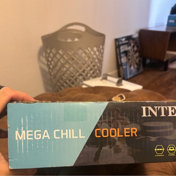 Intex Mega Chill Floating Cooler See Photos For Size Type & Model New - Picture 4 of 6